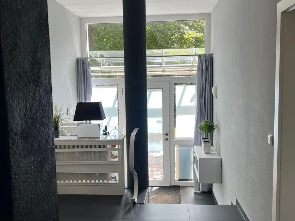 Exklusive EG-Wohnung im Bismarckviertel mit Garten