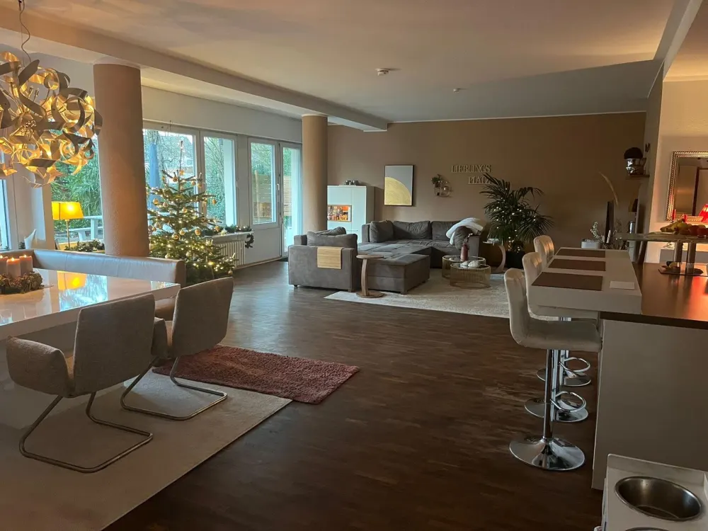 Exklusive EG-Wohnung im Bismarckviertel mit Garten