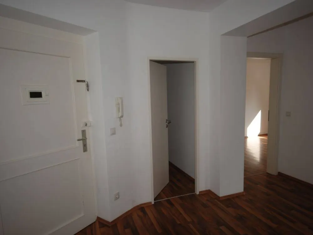 Gemütliche 2 Zimmer Wohnung in Schoppershof-WG geeignet