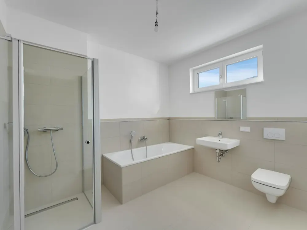 Exclusive 2-Room Apartment with Roof Terrace