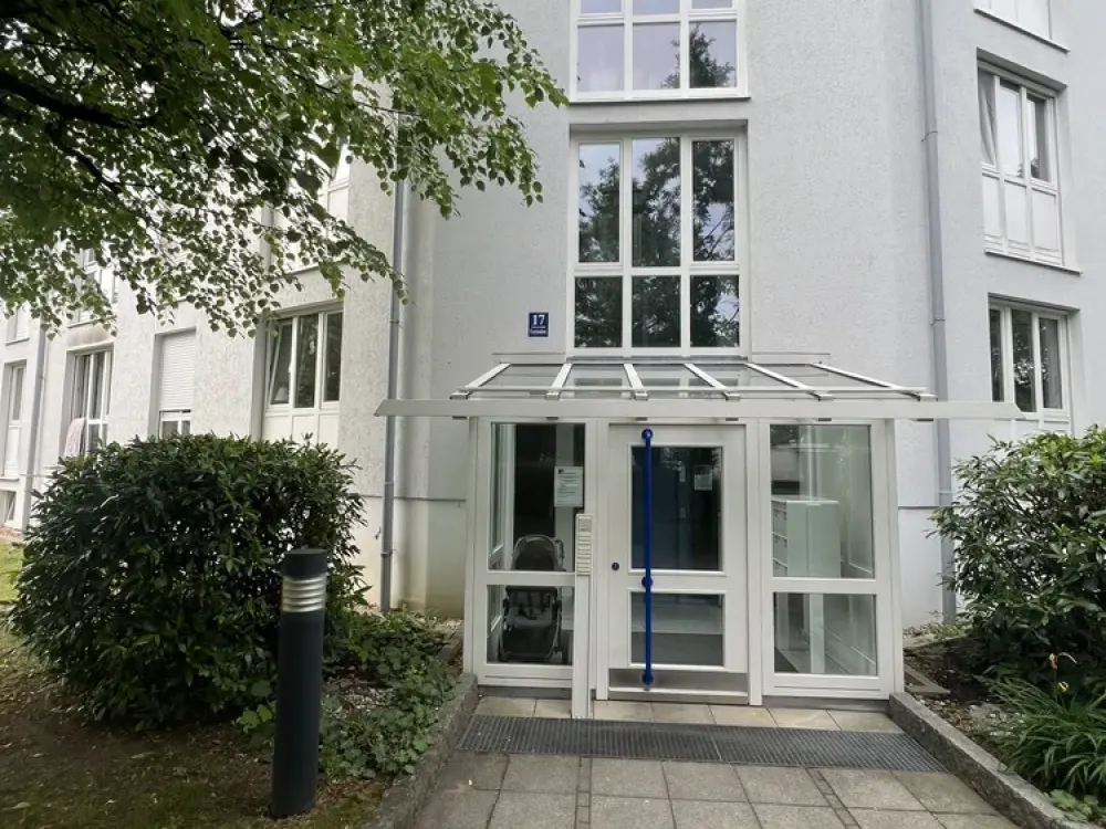Helle, großzügige 3-Zimmer-Wohnung mit Süd-Westbalkon in ruhiger Wohnanlage zu vermieten