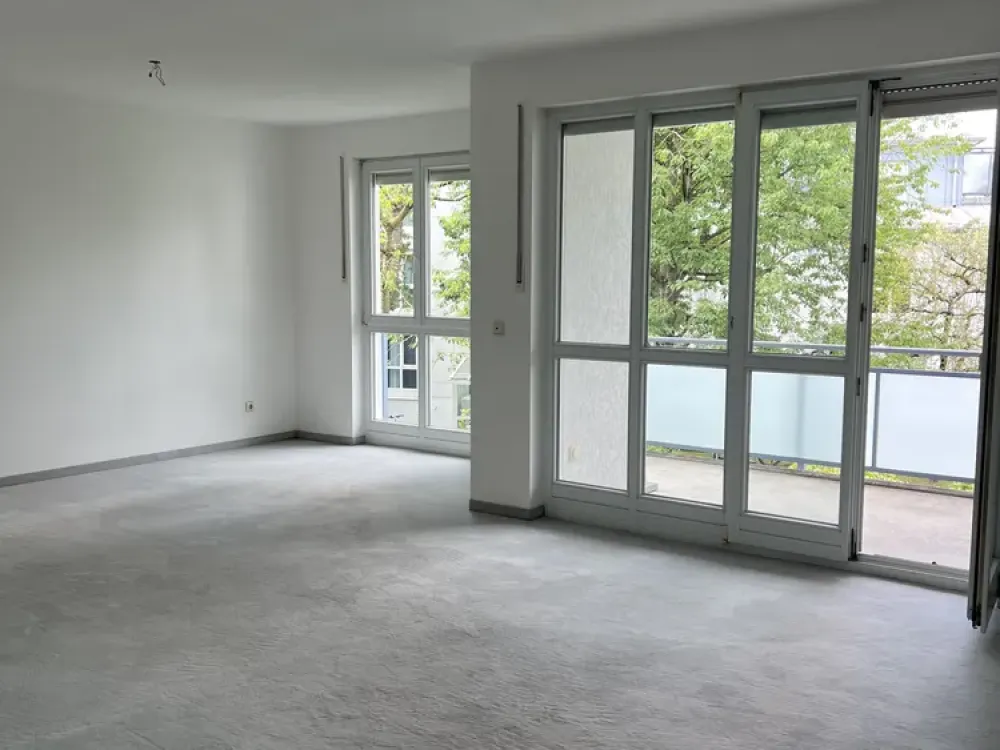 Helle, großzügige 3-Zimmer-Wohnung mit Süd-Westbalkon in ruhiger Wohnanlage zu vermieten