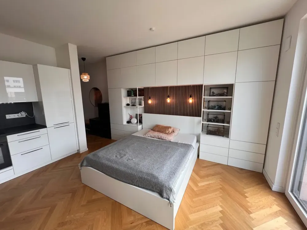 Oberste Etage, bester Ausblick: Friedrichshain trifft Fernsehturm-Skyline