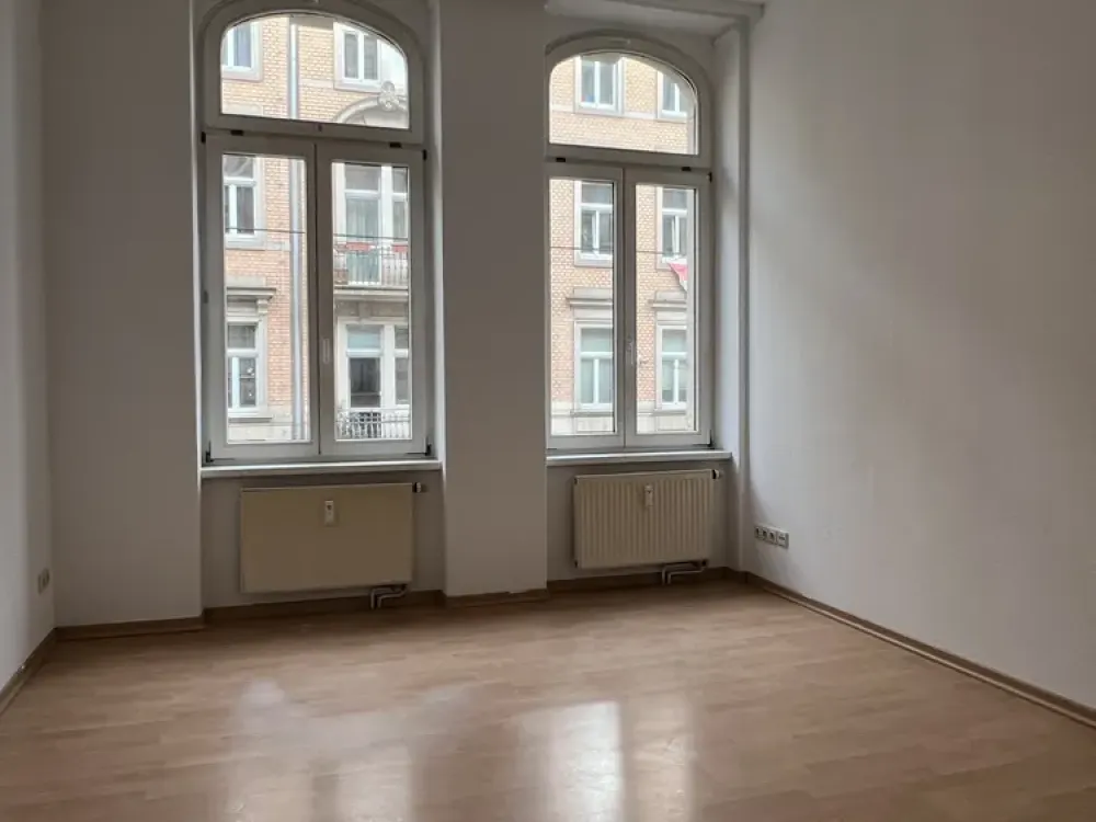 Altbau 2 sep Zimmer KUNSTHOF & ALAUNPARK Balkon, Essküche