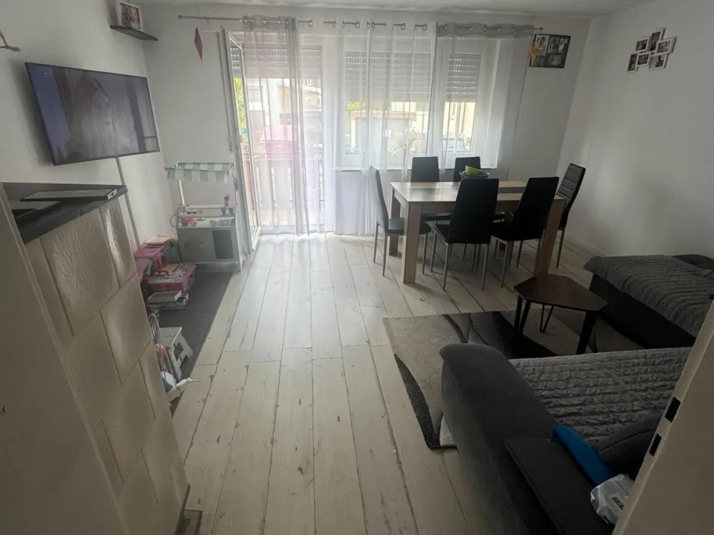 4 Zimmer Wohnung OG