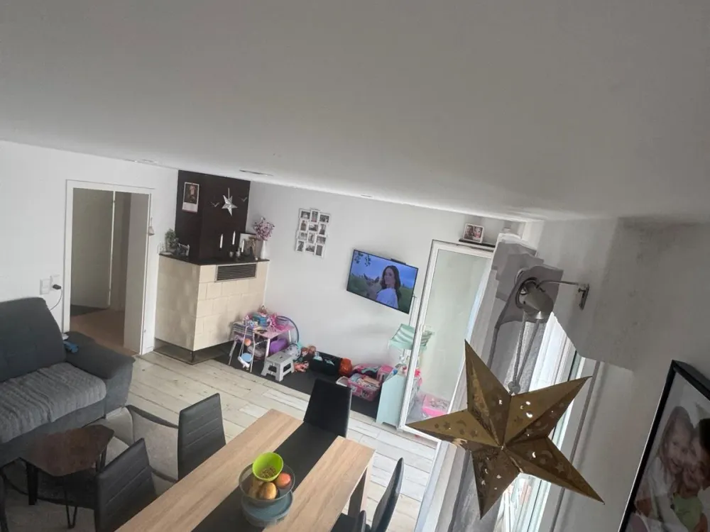 4 Zimmer Wohnung OG