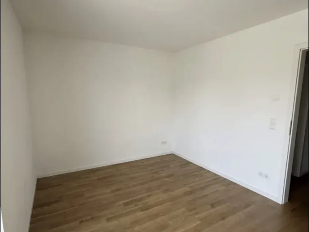 Moderne EG-Wohnung mit eigenem Garten, haustierfreundlich & barrierefrei
