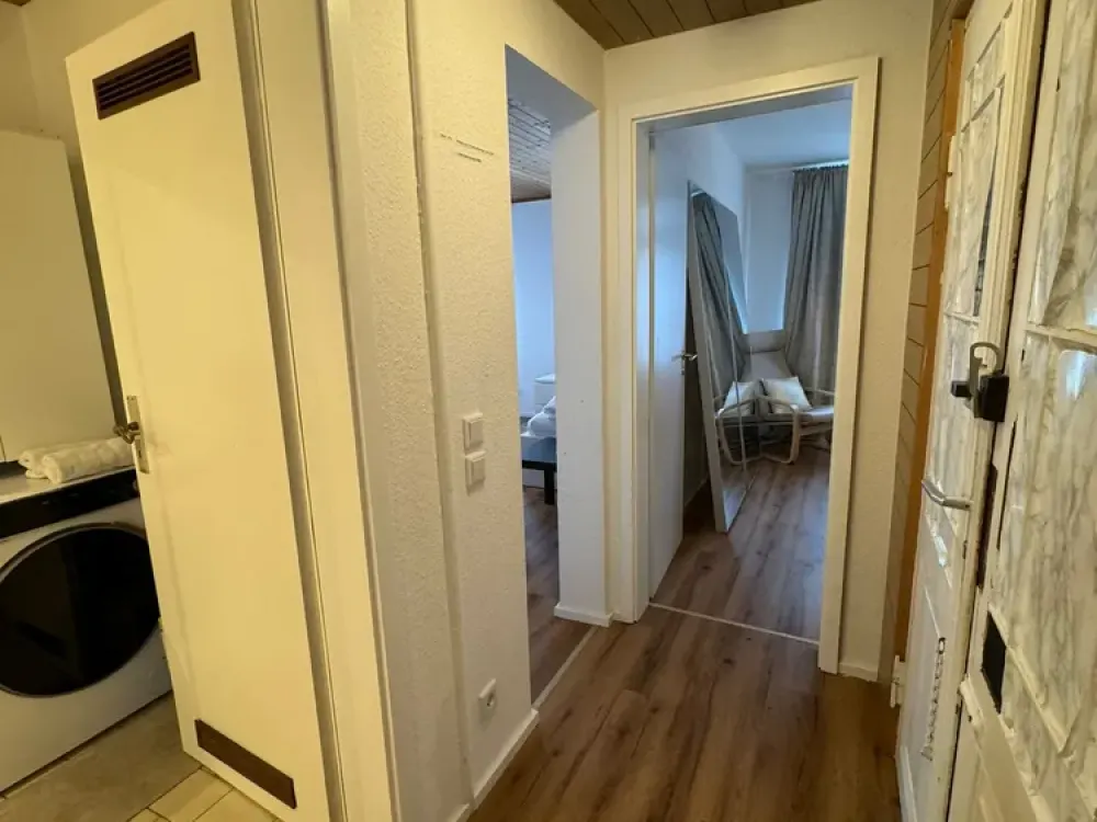 Ab 1. Oktober VERFÜGBAR (Stand 08.09.26): Bockenheim: 3-Zimmer-Wohnung mit Stellplatz!!!