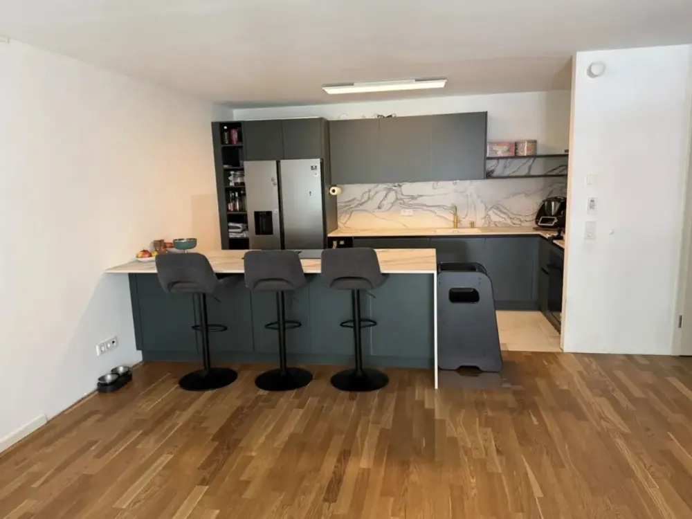 Lebendiger Wohnraum: 3-Zimmer-Wohnung in Frankfurt am Main