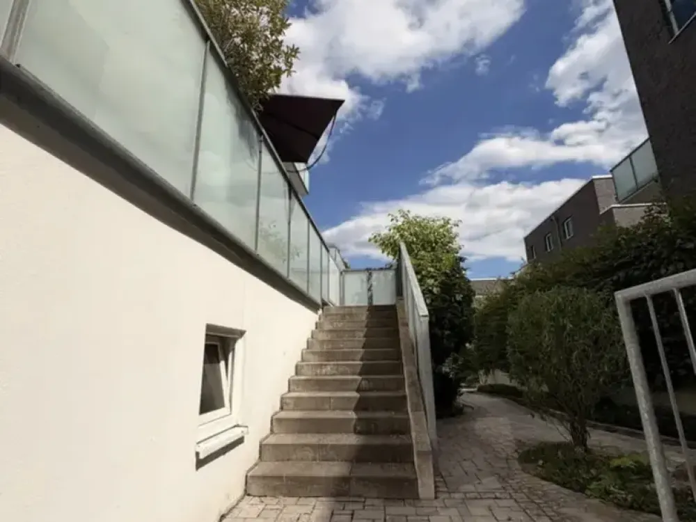 Lebendiger Wohnraum: 3-Zimmer-Wohnung in Frankfurt am Main