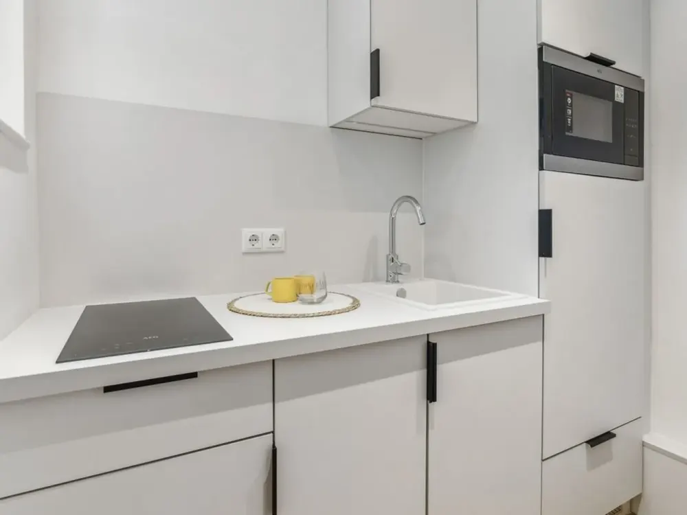 Helles 1-Zimmer-Apartment mit Balkon und Aufzug in Erlangen