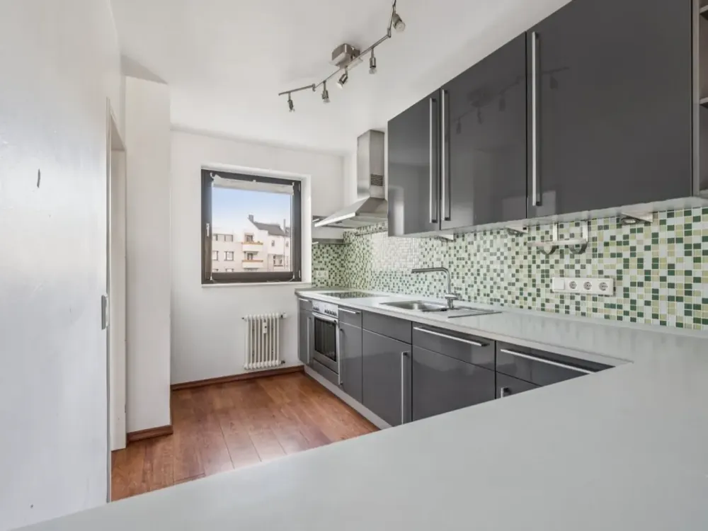 3-Zimmer-Wohnung mit EBK in Grafenberg