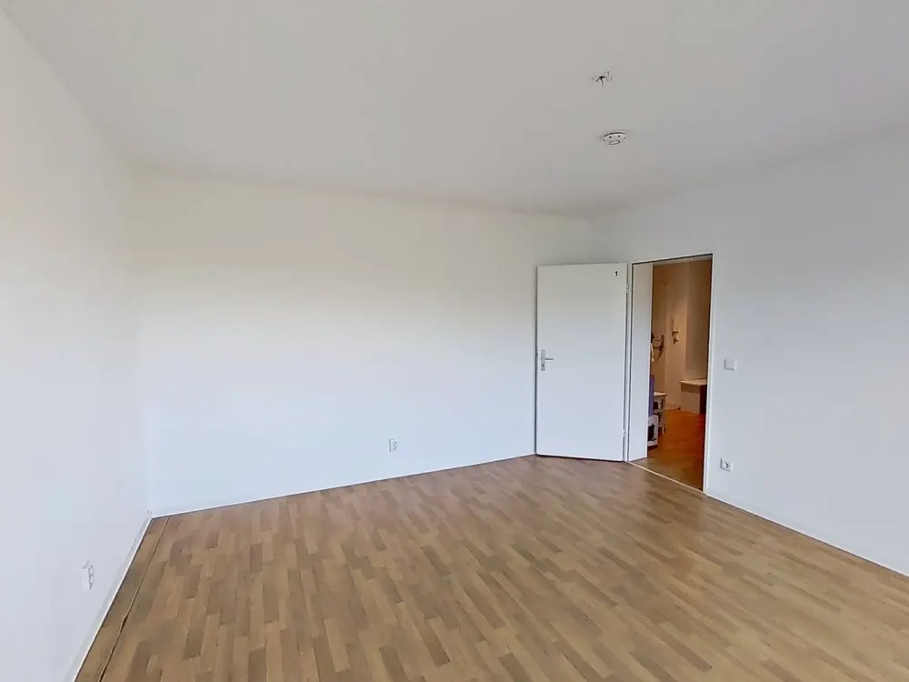 Großes WG-Zimmer mit eigenem BALKON in 3er-WG in Münster-Kinderhaus für Studentinnen und Azubis