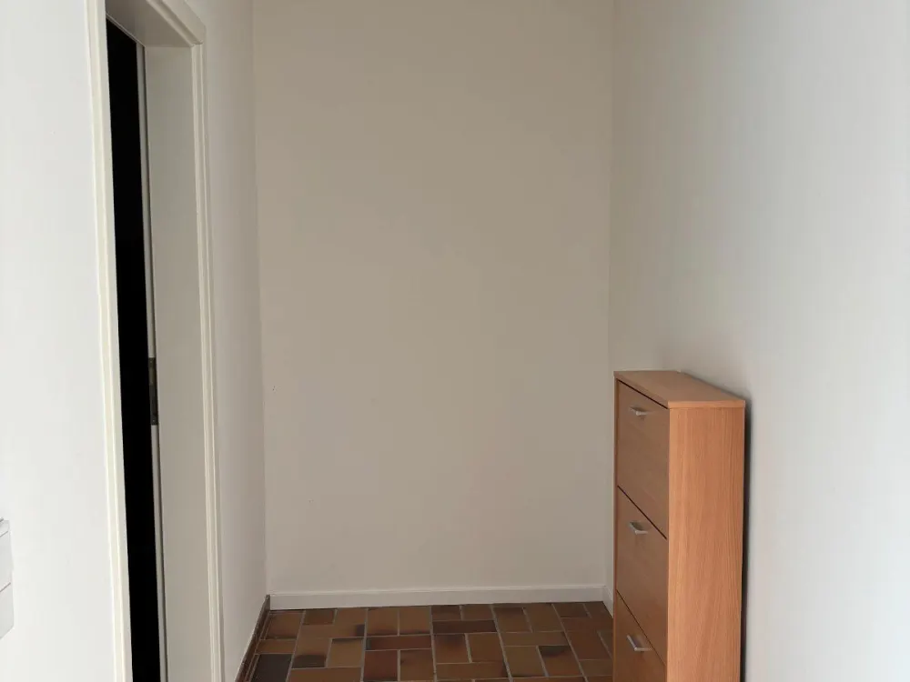Helle 1,5-Zimmer-Souterrainwohnung (51 m²) mit separatem Eingang