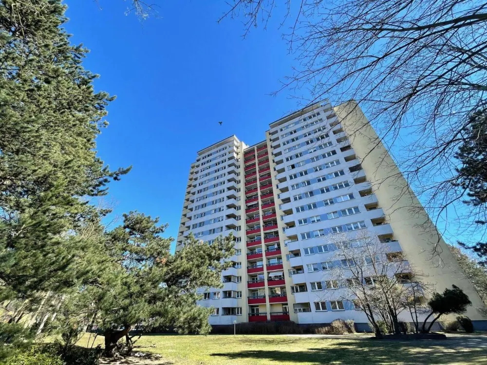 4-room apartment with fantastic panoramic view!