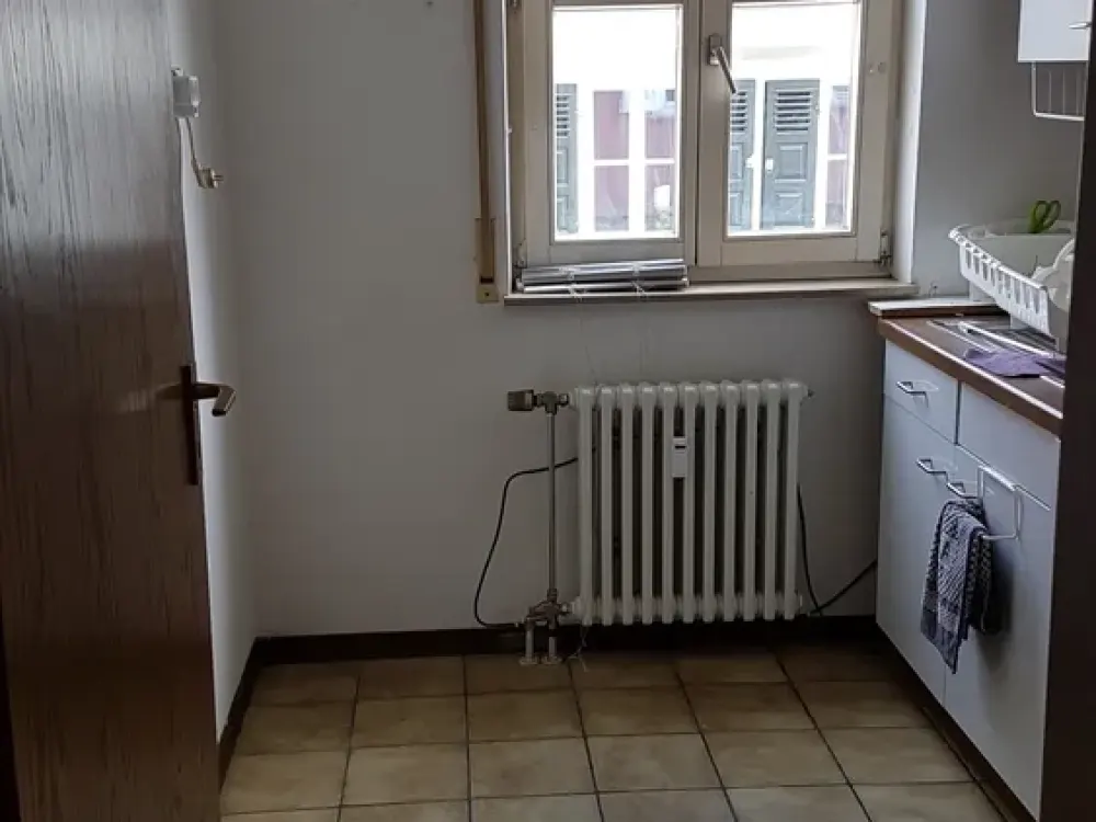 1.300 € warm: 3-Zimmer-Whg. mit Terrasse und EBK
