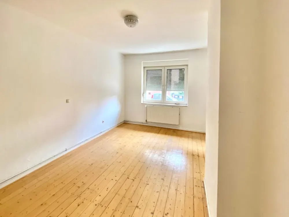 ✨ Charmante 2-Zimmer-Altbauwohnung mit Holzdielen 🪵