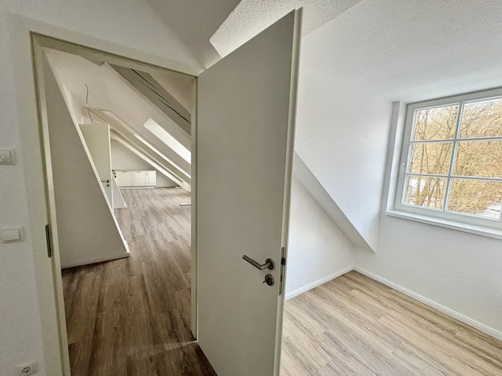 Außergewöhnliche Dachgeschosswohnung- Erstbezug !