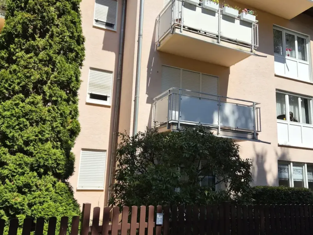 Attractive Living Near the Elbe: Compact Apartment in Dresden-Kleinzschachwitz
