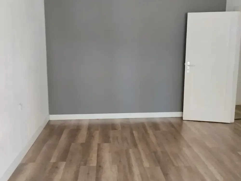 Wohnen am Ku´damm - helle 2-Zimmer Wohnung mit sonnigen Balkon