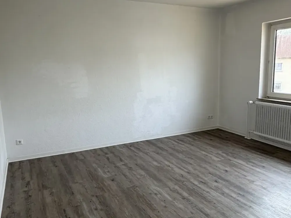 2-Zimmer-Wohnung mit Tageslichtbad in ruhiger Lage