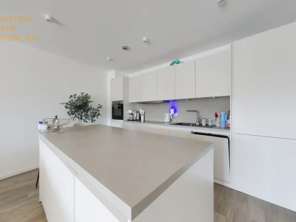 Modern und barrierefrei: helle 3 Zimmerwohnung mit EBK & Balkon in Dreieich Sprendlingen