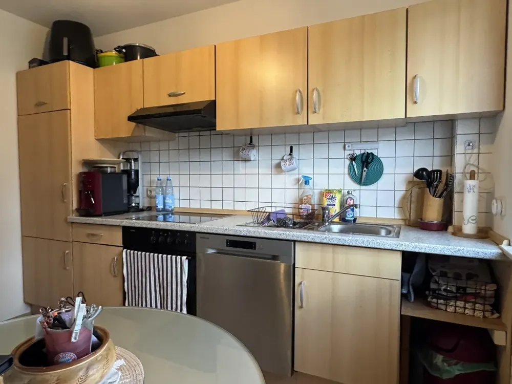 2-Zimmer-Wohnung im Hochparterre mit Balkon und Gartenanteil