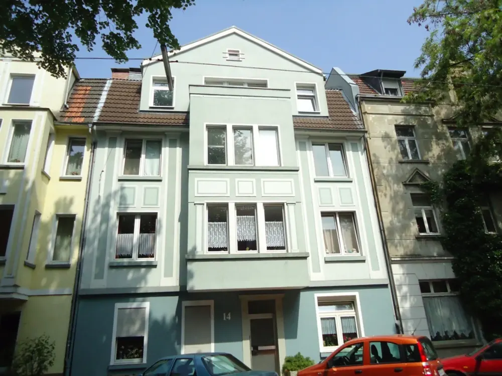 Citynah wohnen in saniertem Altbau mit Terrasse und Gartennutzung!