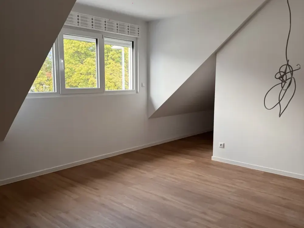 Erstbezug Dachgeschosswohnung in Rüsselsheim am Main