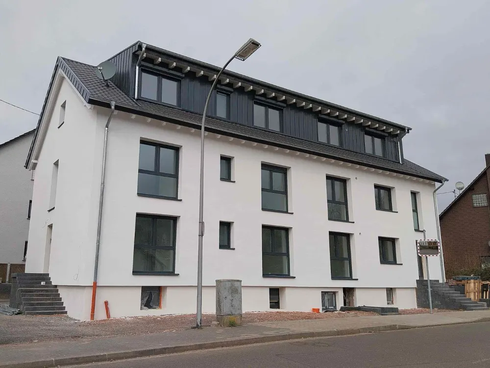 Saarbrücken -Bübingen, First occupancy after complete renovation: still 3 beautiful, bright, modern 3-room apartments with kitchen and balcony