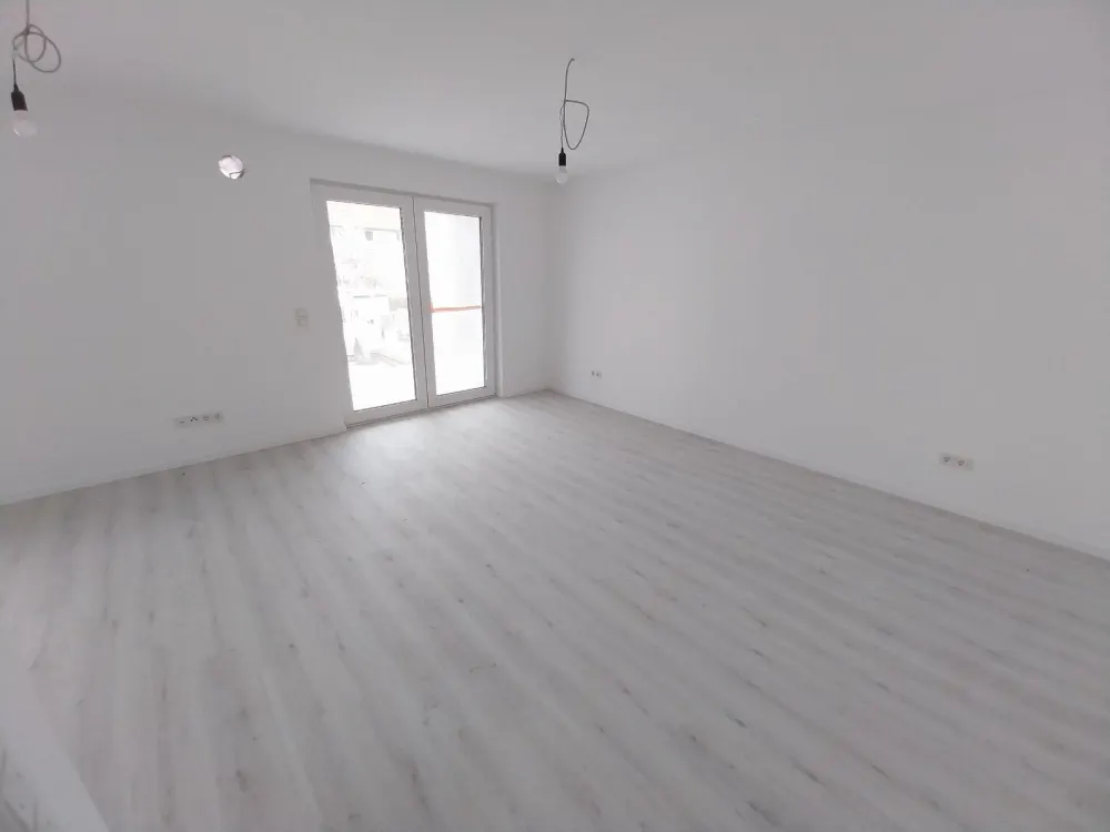 Saarbrücken -Bübingen, First occupancy after complete renovation: still 3 beautiful, bright, modern 3-room apartments with kitchen and balcony