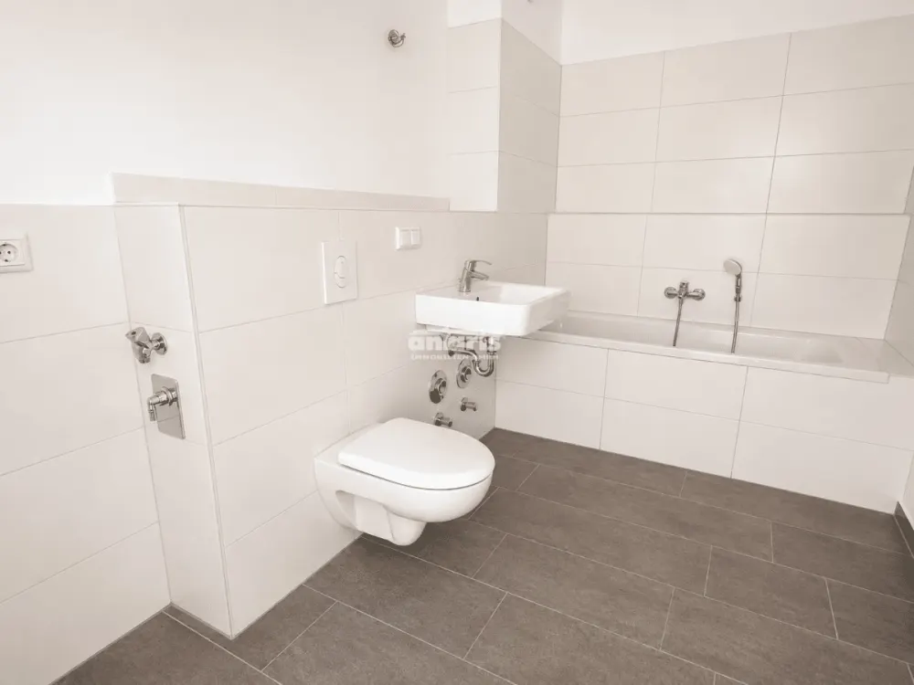 antaris Immobilien GmbH **Urbanes Wohnen mit Wohlfühlgarantie und durchdachtem Grundriss**