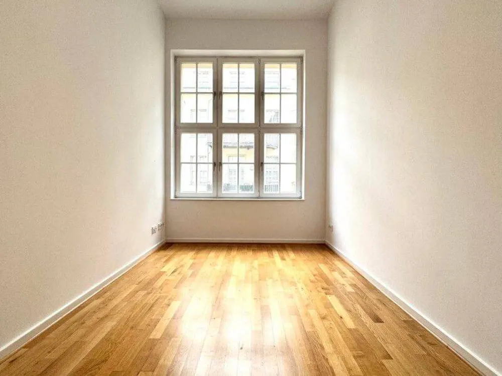 Ansprechende 5-Zimmer-Wohnung mit EBK, Balkon und 2 Bädern