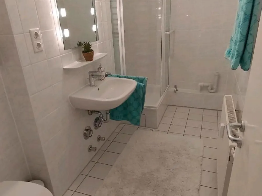 2 Zimmer Wohnung, Erstbezug nach Sanierung, Traumlage in Arnum