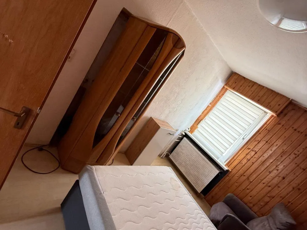 Helle 1 Zimmer WG-Wohnung im Obergeschos, Wixhausen Darmstadt