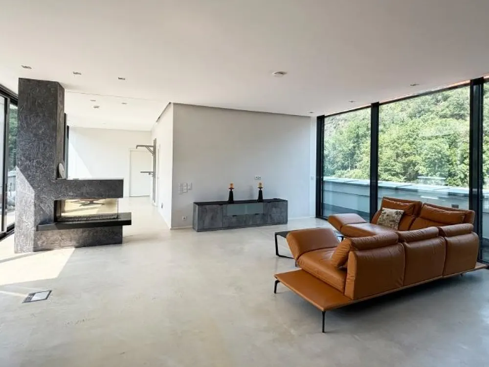 Elegantes Penthouse im Weißeritztal - Komfort trifft Wohnambiente