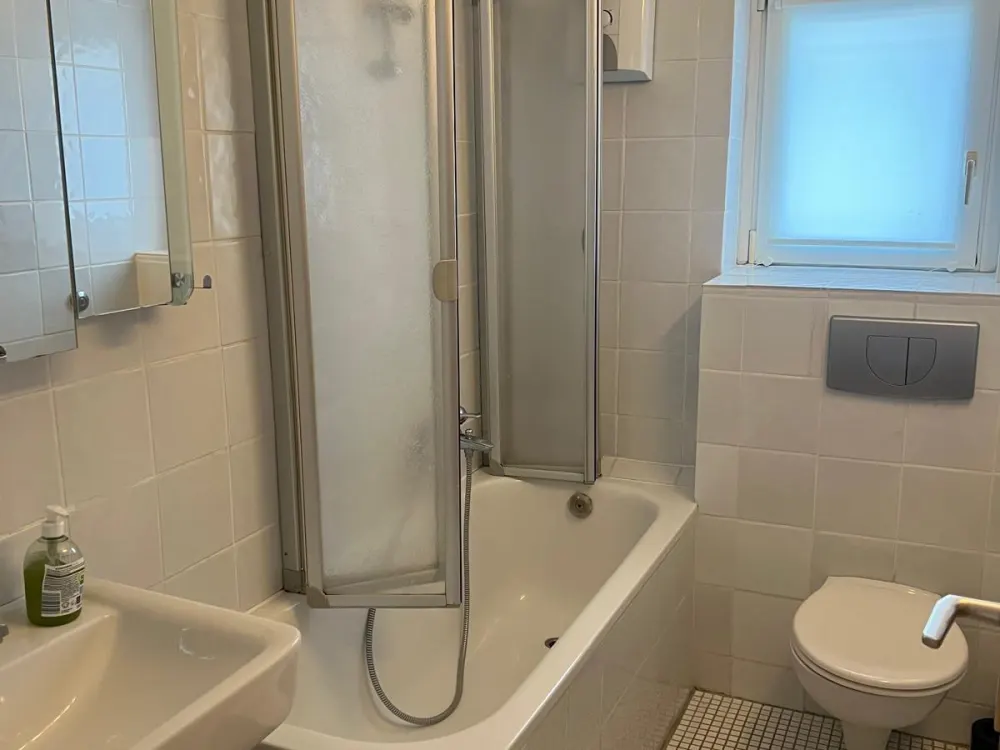 Helle 4,5 Zimmer Wohnung in Bo- Stiepel zu vermieten