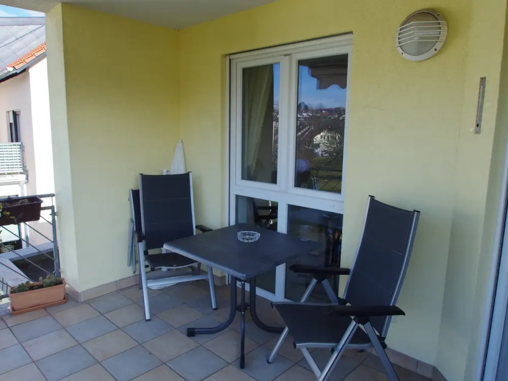Beautiful, bright, fully furnished 3-room apartment