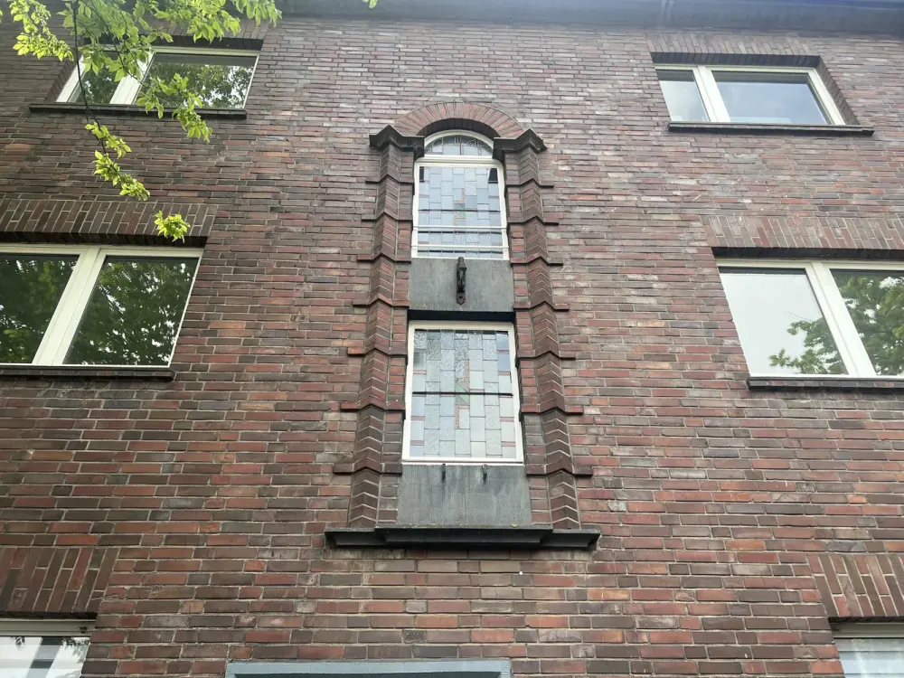 Helle 2-Zimmer Wohnung mit Balkon - 95 m² in Neuss