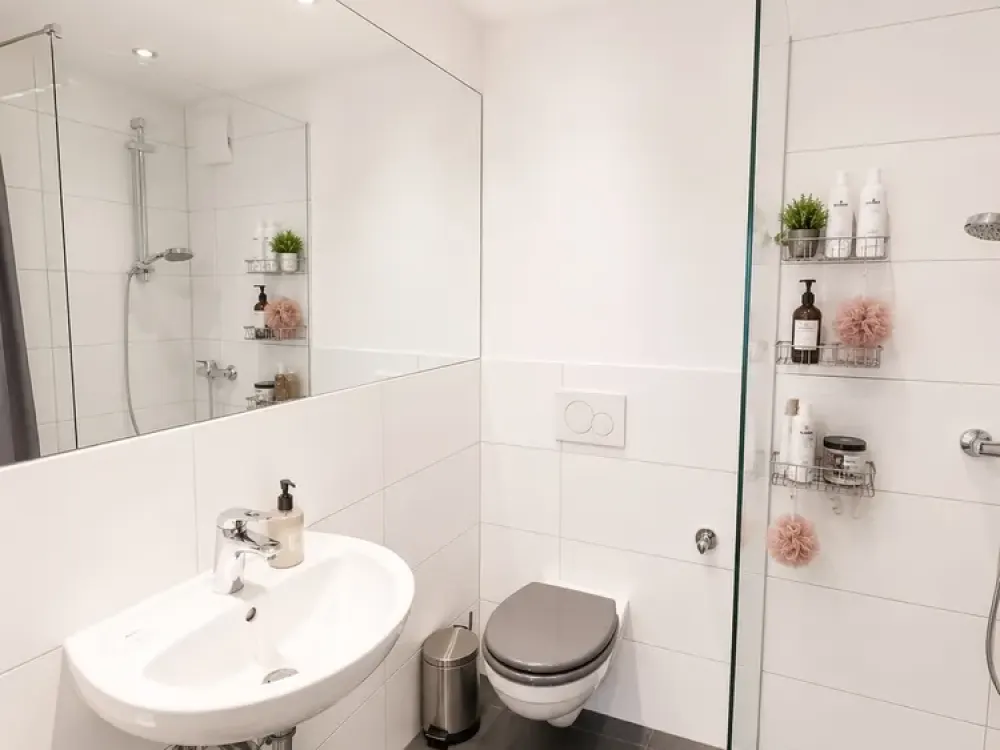 Zuhause mit drei Zimmern und moderner Ausstattung in Düsseldorf