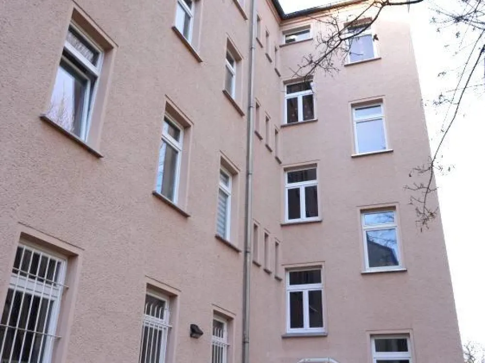 Bright Quiet 2-Room Old Building Apartment in the Center of Markkleeberg
