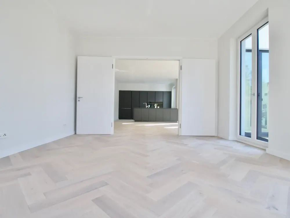Helle Erdgeschosswohnung mit Garten