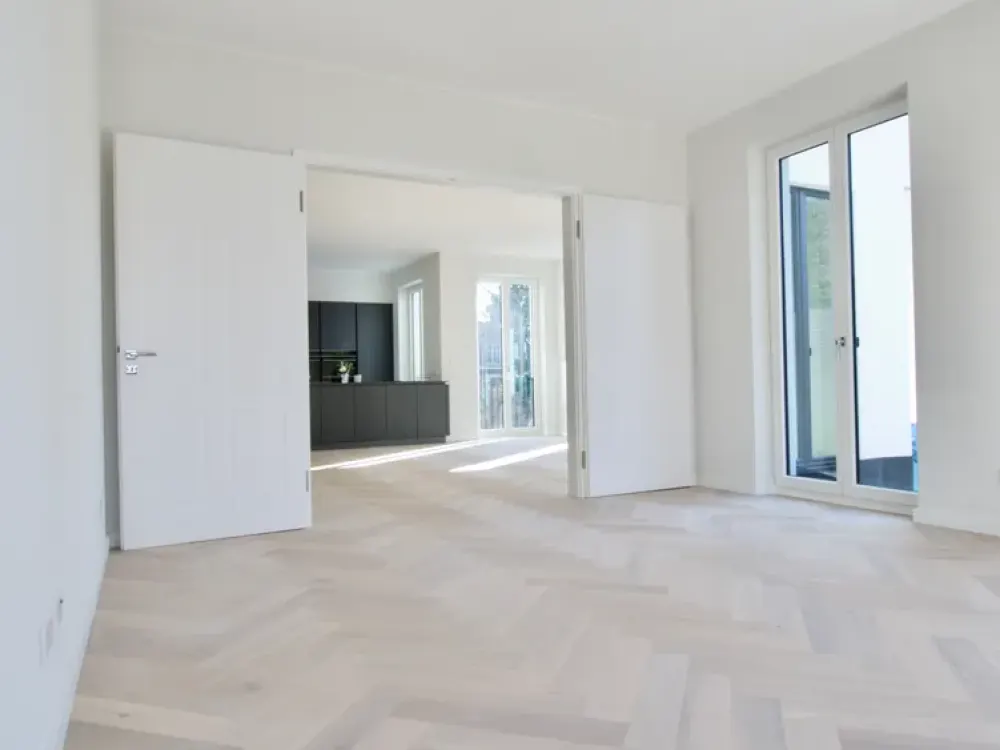 Helle Erdgeschosswohnung mit Garten