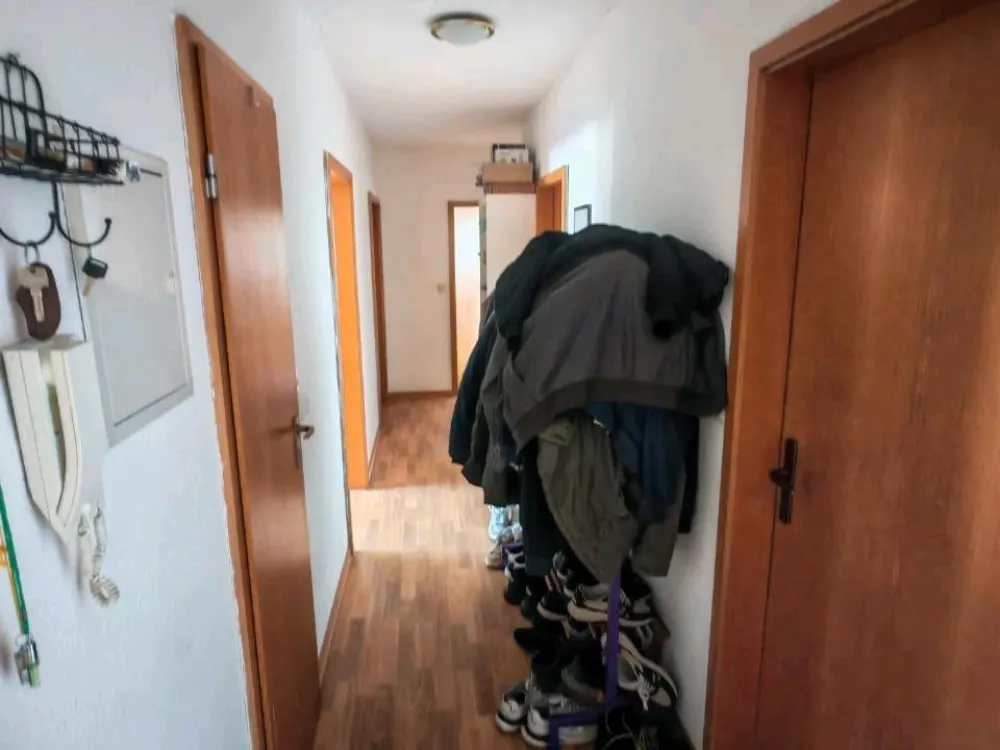 Student Room in 4-Person Shared Apartment