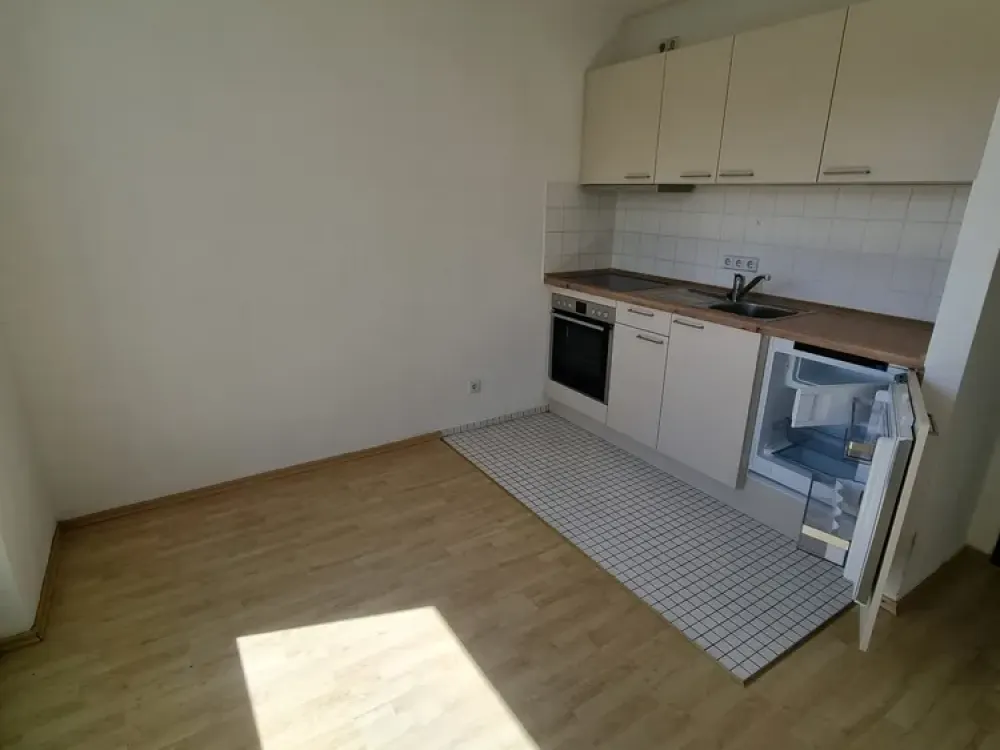 Schöne 2-Zimmer Maisonettewohnung EG/Souterrain