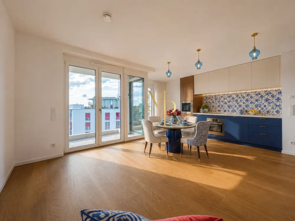Erstbezug: Spektakuläre 3 Zi. Wohnung im 6. OG, WO DER ABEND IN FARBEN LEUCHTET
