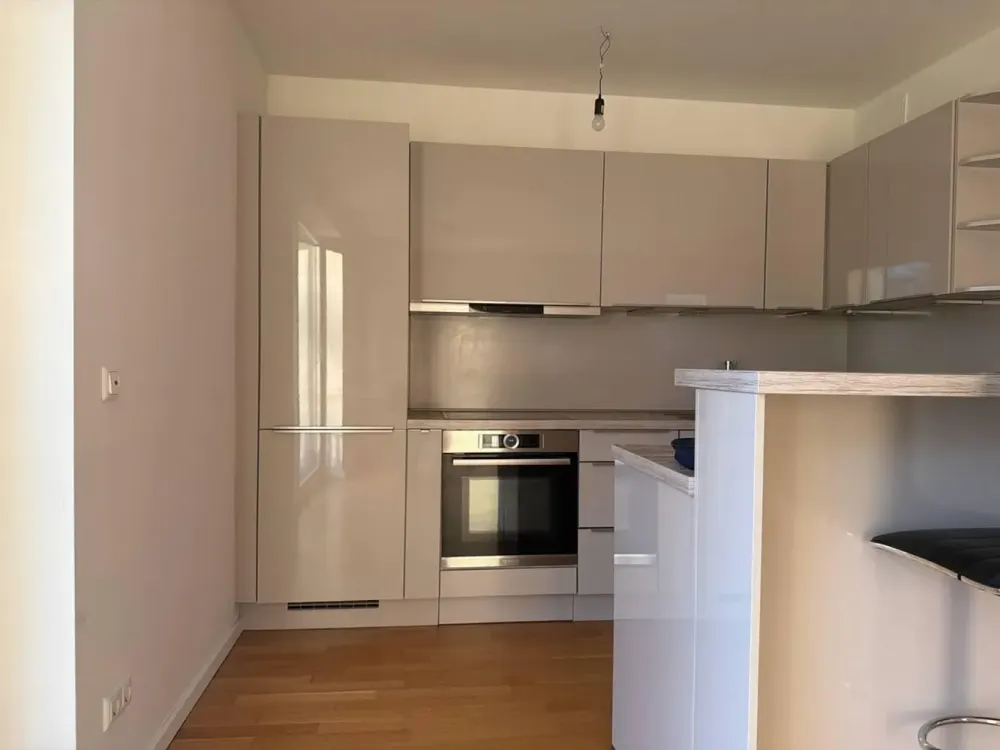 Moderne 2 Zimmer Wohnung mit Blick ins Grüne