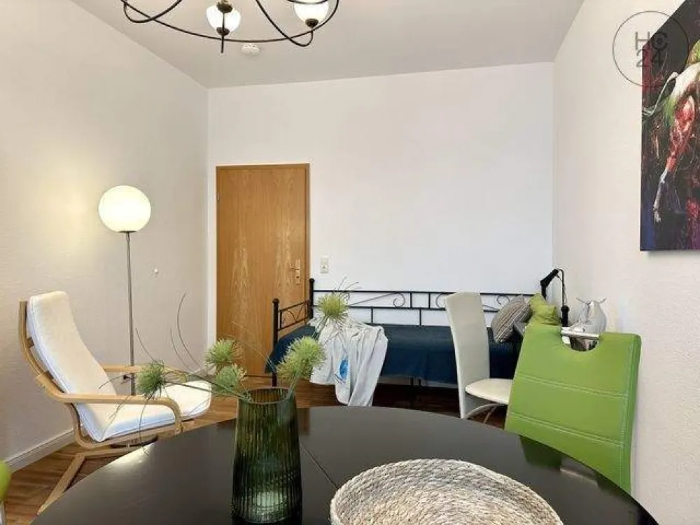 Möblierte Wohnung in Leipzig-Gohlis mit zwei separaten Schlafzimmern - nahe Porsche, DHL + BMW