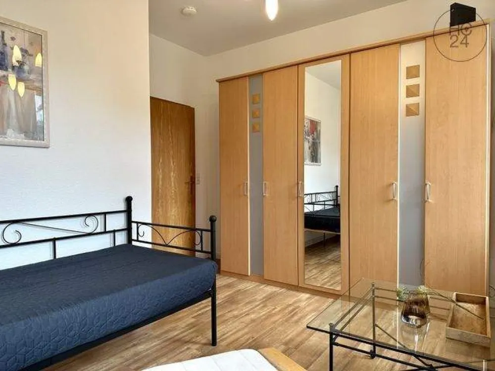 Möblierte Wohnung in Leipzig-Gohlis mit zwei separaten Schlafzimmern - nahe Porsche, DHL + BMW