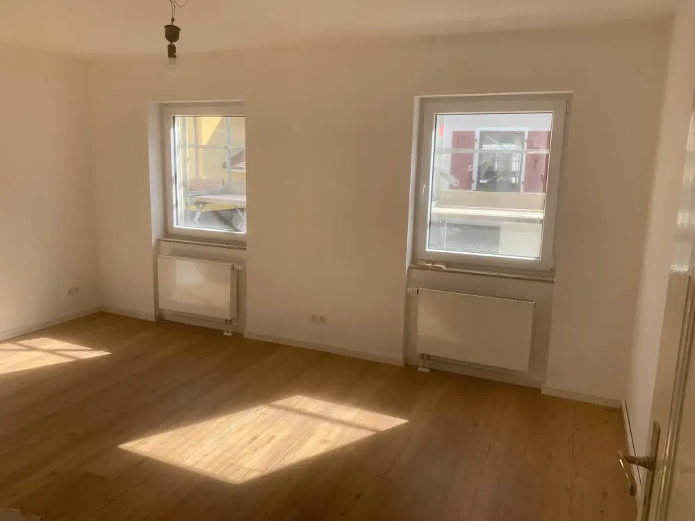 Hochwertig modernisierte Single 1,5-Zi-Wohnung mit EBK in Weiterstadt-Kernstadt